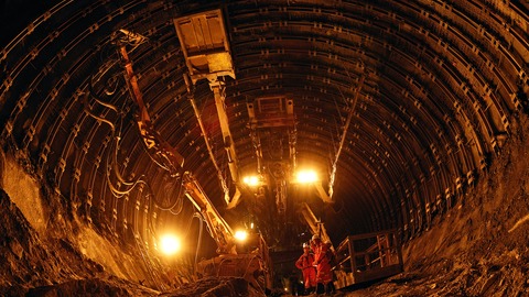 el túnel base de san gotardo una maravilla de la ingeniería suiza